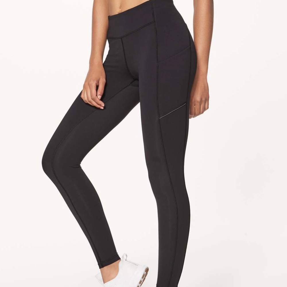 Lululemon black leggings 25in
